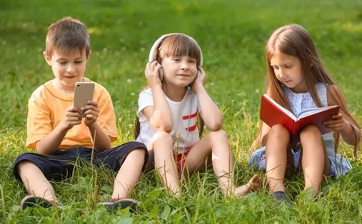 Write a description or an account of what the picture suggests to you in a paragraph.